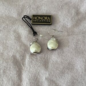 Honora Pearl Earrings